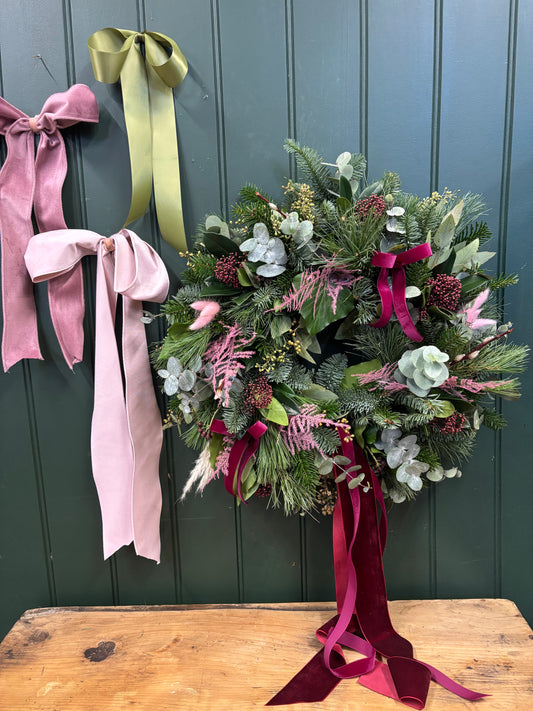 Christmas Wreath Romance