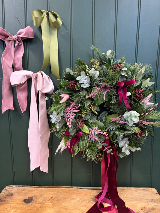 Christmas Wreath Romance